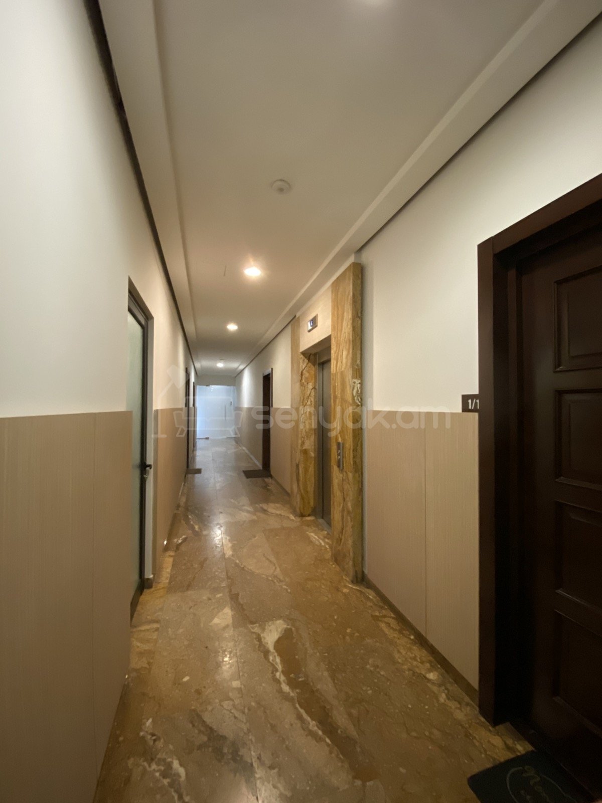 4 Սենյականոց Բնակարան Նորակառույցում, 144քմ, 1/6 հարկ, Կապիտալ Վերանորոգված, Կահավորված