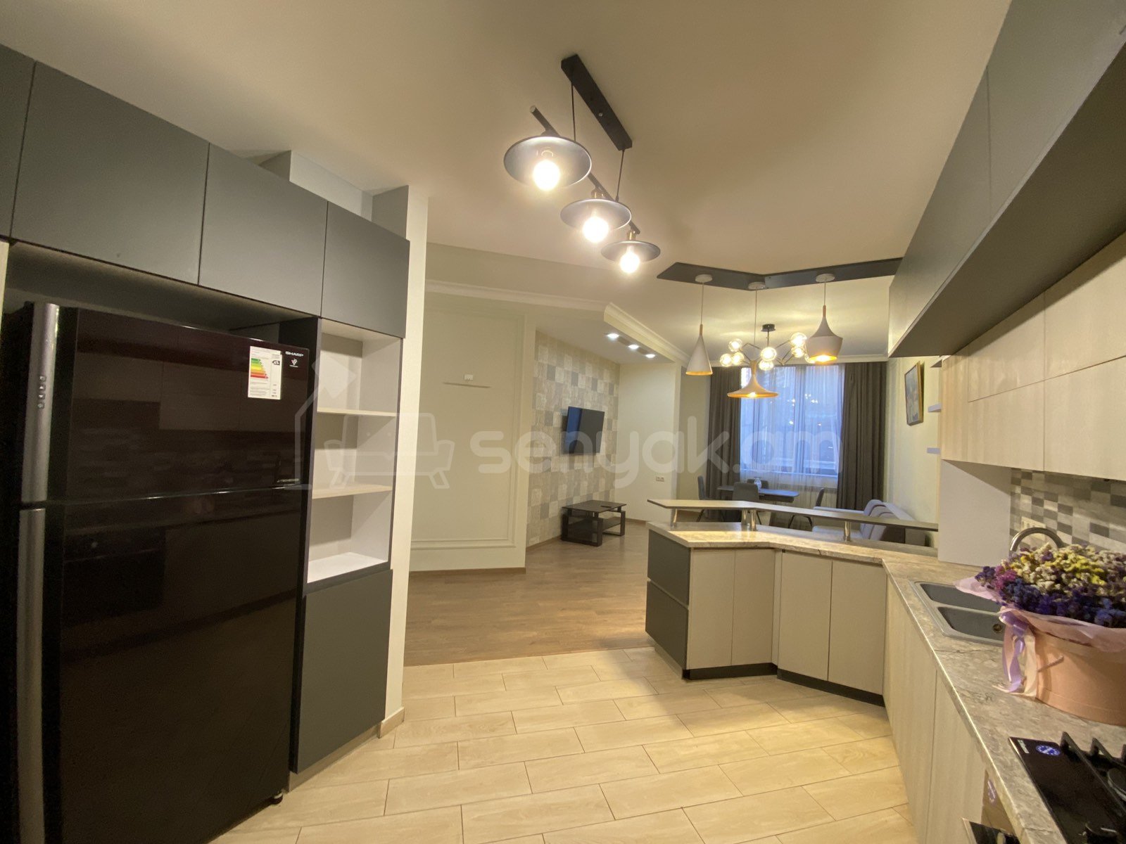 4 Սենյականոց Բնակարան Նորակառույցում, 144քմ, 1/6 հարկ, Կապիտալ Վերանորոգված, Կահավորված