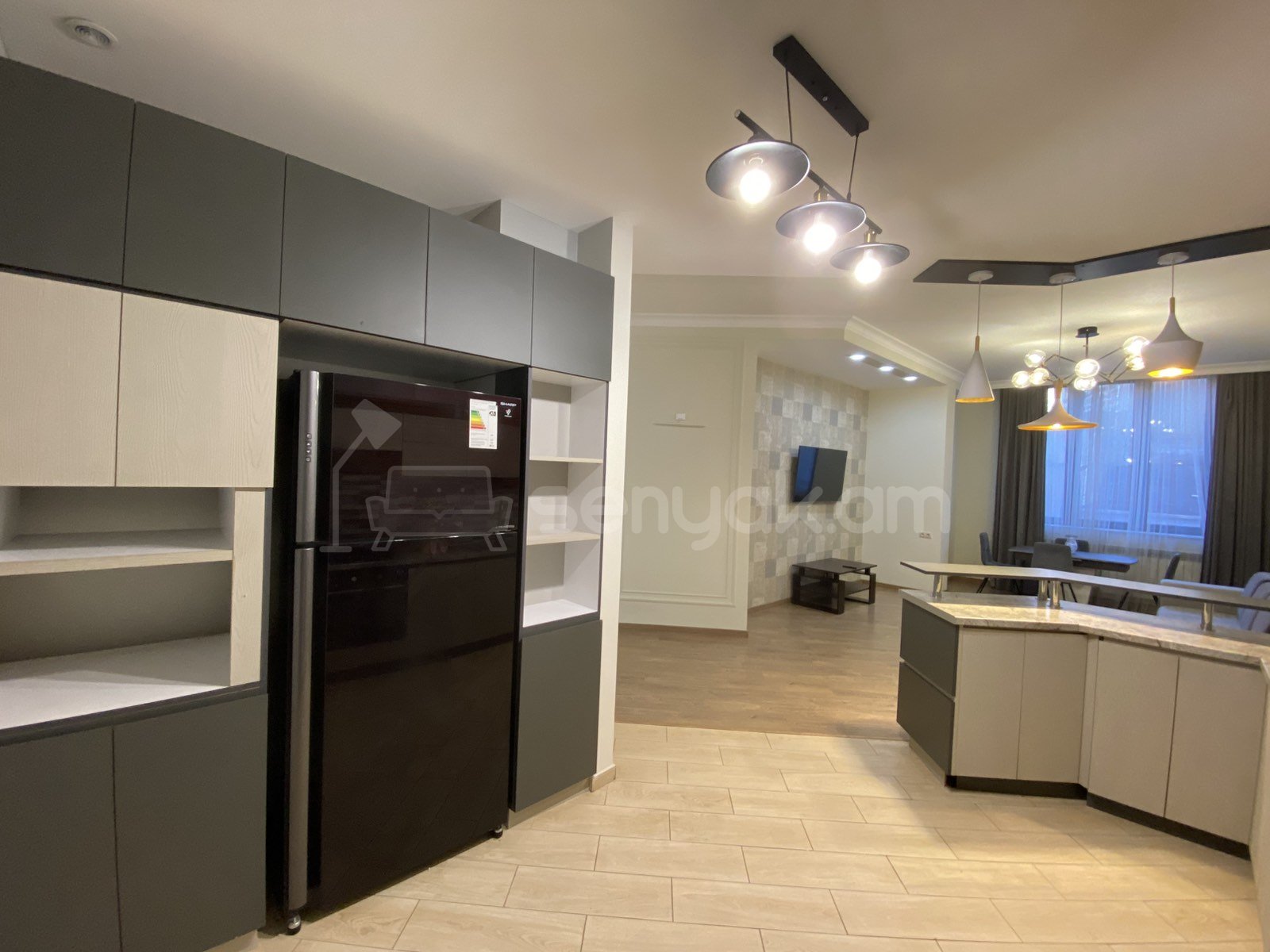 4 Սենյականոց Բնակարան Նորակառույցում, 144քմ, 1/6 հարկ, Կապիտալ Վերանորոգված, Կահավորված