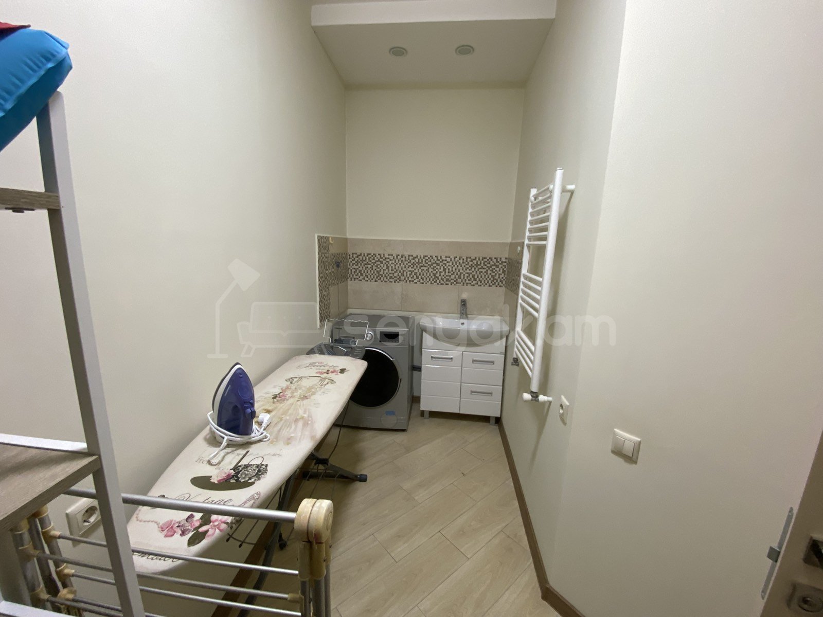 4 Սենյականոց Բնակարան Նորակառույցում, 144քմ, 1/6 հարկ, Կապիտալ Վերանորոգված, Կահավորված