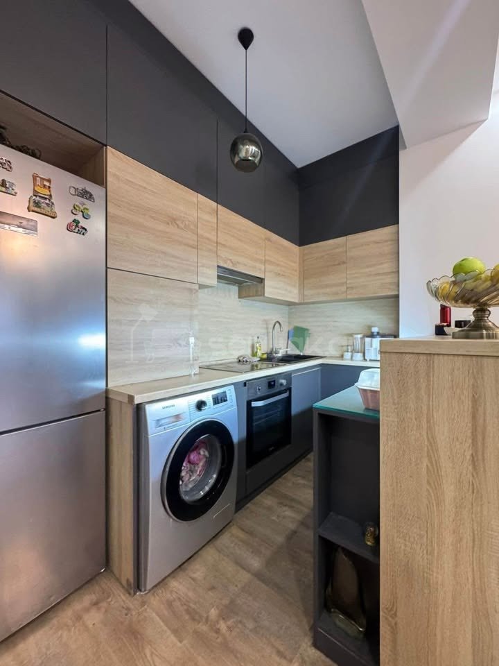 2 Սենյականոց Բնակարան, 40քմ, 6/8 հարկ, Կապիտալ Վերանորոգված