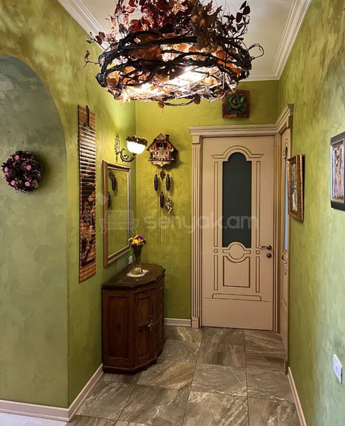 3 Սենյականոց Բնակարան Քարե Շենքում, 90քմ, 5/5 հարկ, Դիզայներական Վերանորոգված