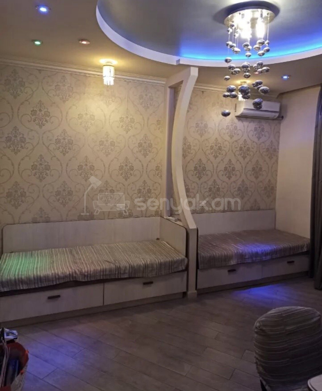 3 Սենյականոց Բնակարան Քարե Շենքում, 90քմ, 5/5 հարկ, Դիզայներական Վերանորոգված