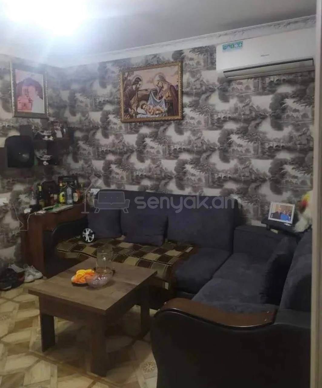 3 Սենյականոց Բնակարան Քարե Շենքում, 35քմ, 5/5 հարկ, Կապիտալ Վերանորոգված