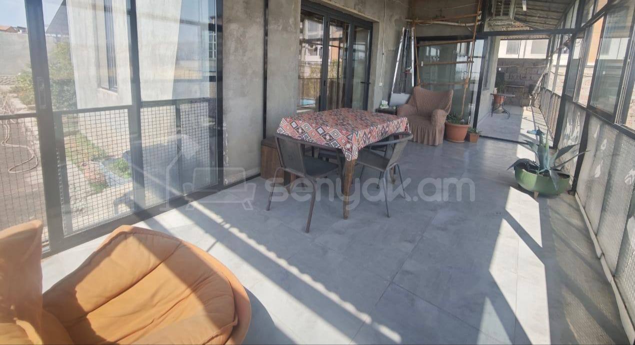 7 Սենյականոց Սեփական Տուն, 262քմ, Կապիտալ Վերանորոգված