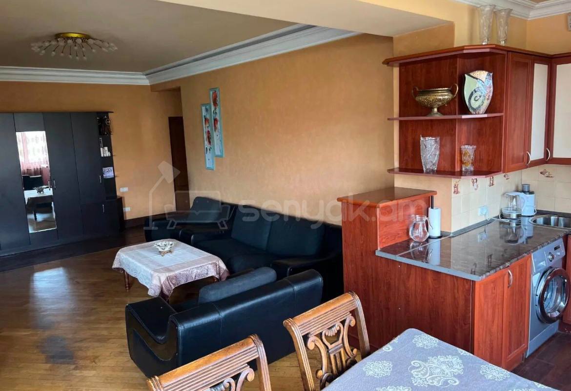 3 Սենյականոց Բնակարան Քարե Շենքում, 85քմ, 5/5 հարկ, Կապիտալ Վերանորոգված, Կահավորված, Արևկող