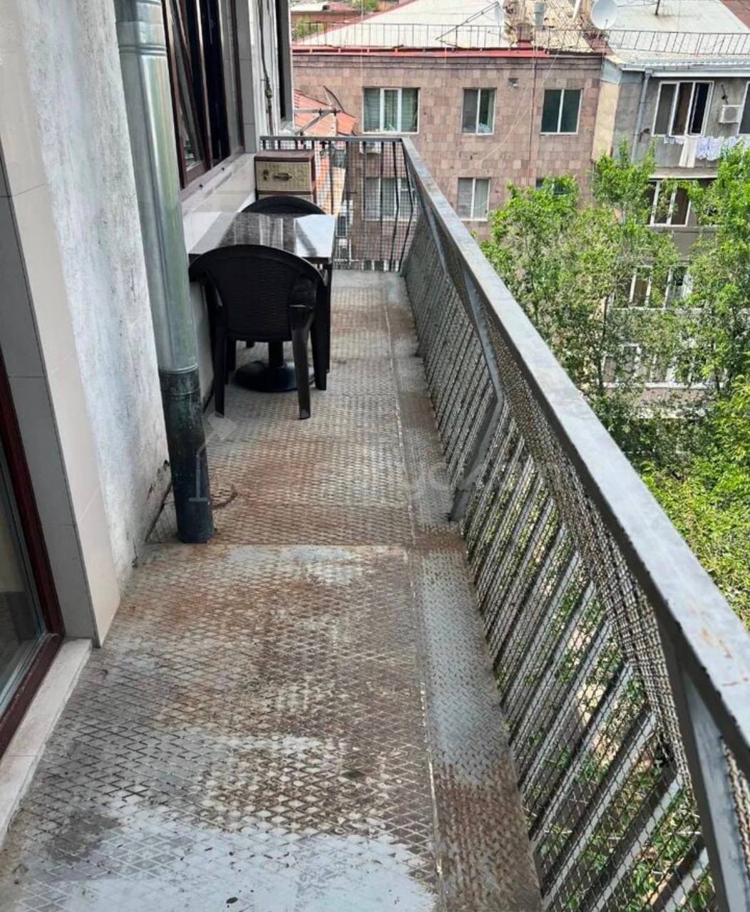 3 Սենյականոց Բնակարան Քարե Շենքում, 85քմ, 5/5 հարկ, Կապիտալ Վերանորոգված, Կահավորված, Արևկող