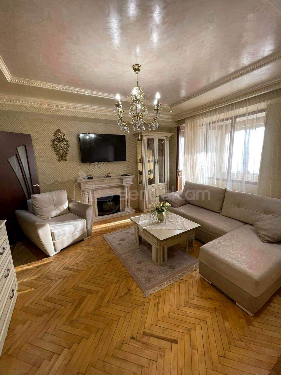 3 Սենյականոց Բնակարան, 55քմ, 5/9 հարկ, Դիզայներական Վերանորոգված, Կահավորված, Արևկող