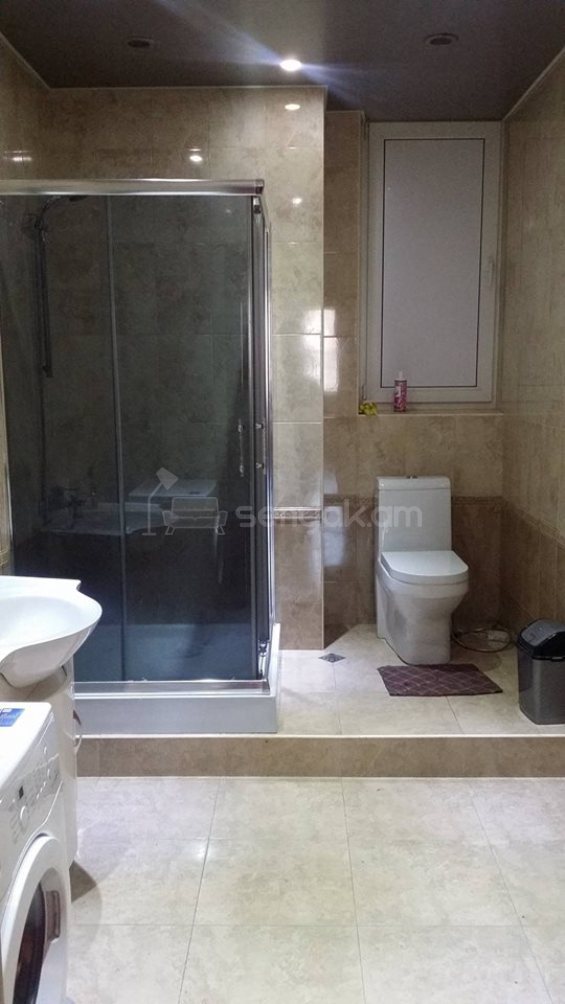 3 Սենյականոց Բնակարան Նորակառույցում, 96քմ, 10/14 հարկ, Կապիտալ Վերանորոգված, Կահավորված, Արևկող