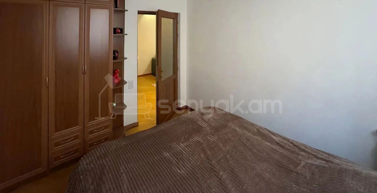 2 Սենյականոց Բնակարան, 45քմ, 2/10 հարկ, Դիզայներական Վերանորոգված, Կահավորված, Արևկող