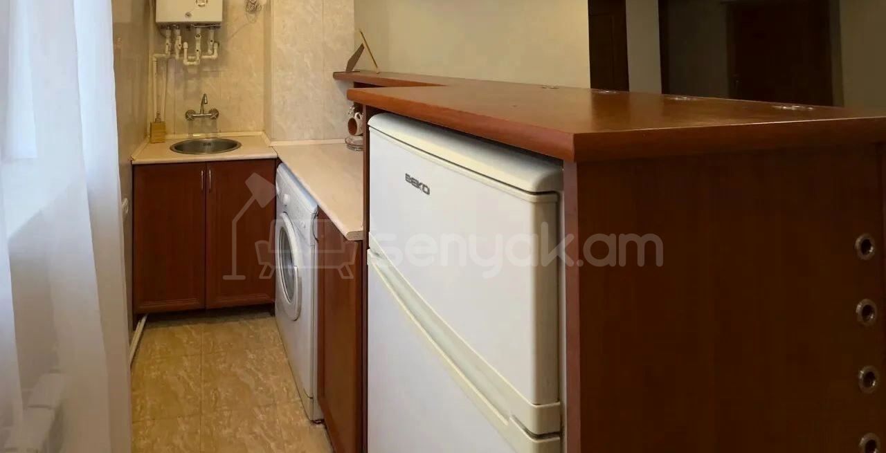 2 Սենյականոց Բնակարան, 45քմ, 2/10 հարկ, Դիզայներական Վերանորոգված, Կահավորված, Արևկող