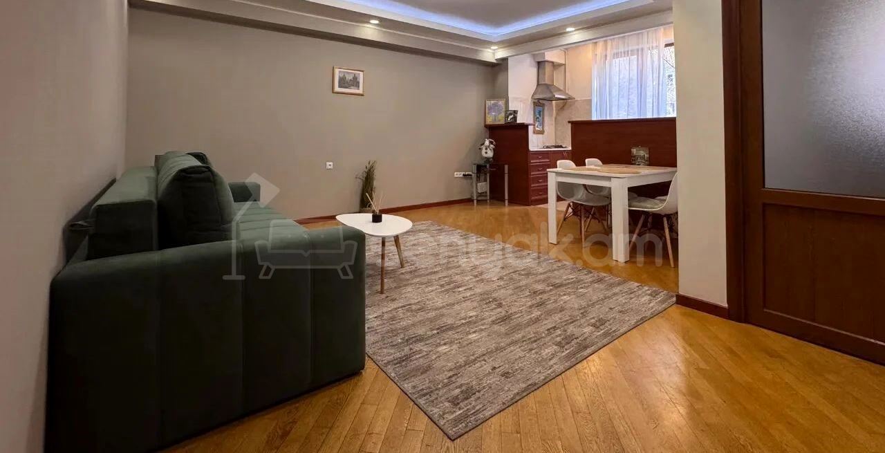 2 Սենյականոց Բնակարան, 45քմ, 2/10 հարկ, Դիզայներական Վերանորոգված, Կահավորված, Արևկող