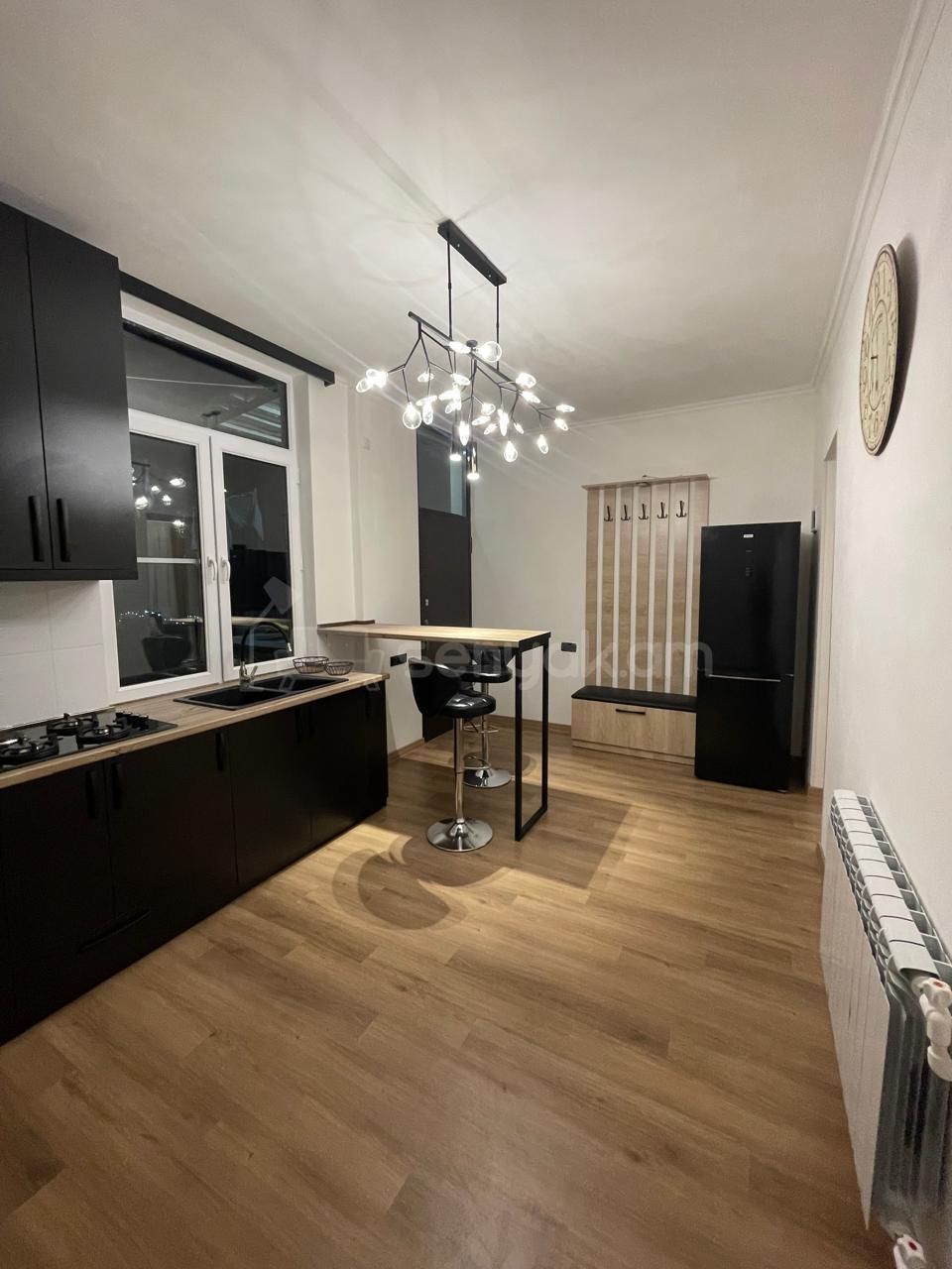 3 Սենյականոց Սեփական Տուն, 90քմ, Դիզայներական Վերանորոգված, Կահավորված