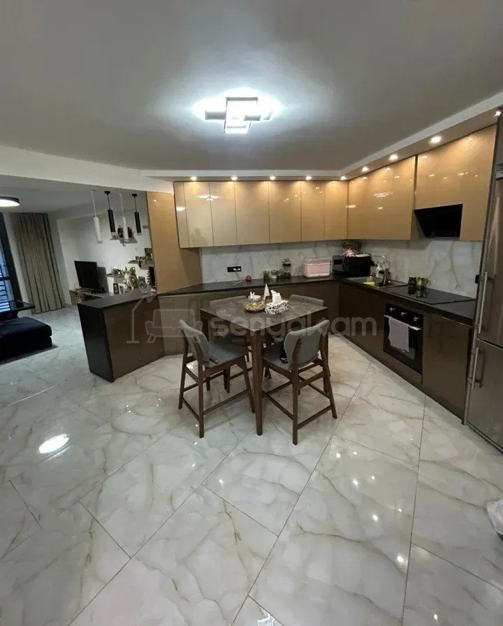 1 Սենյականոց Բնակարան Նորակառույցում, 67քմ, 15/16 հարկ, Կապիտալ Վերանորոգված