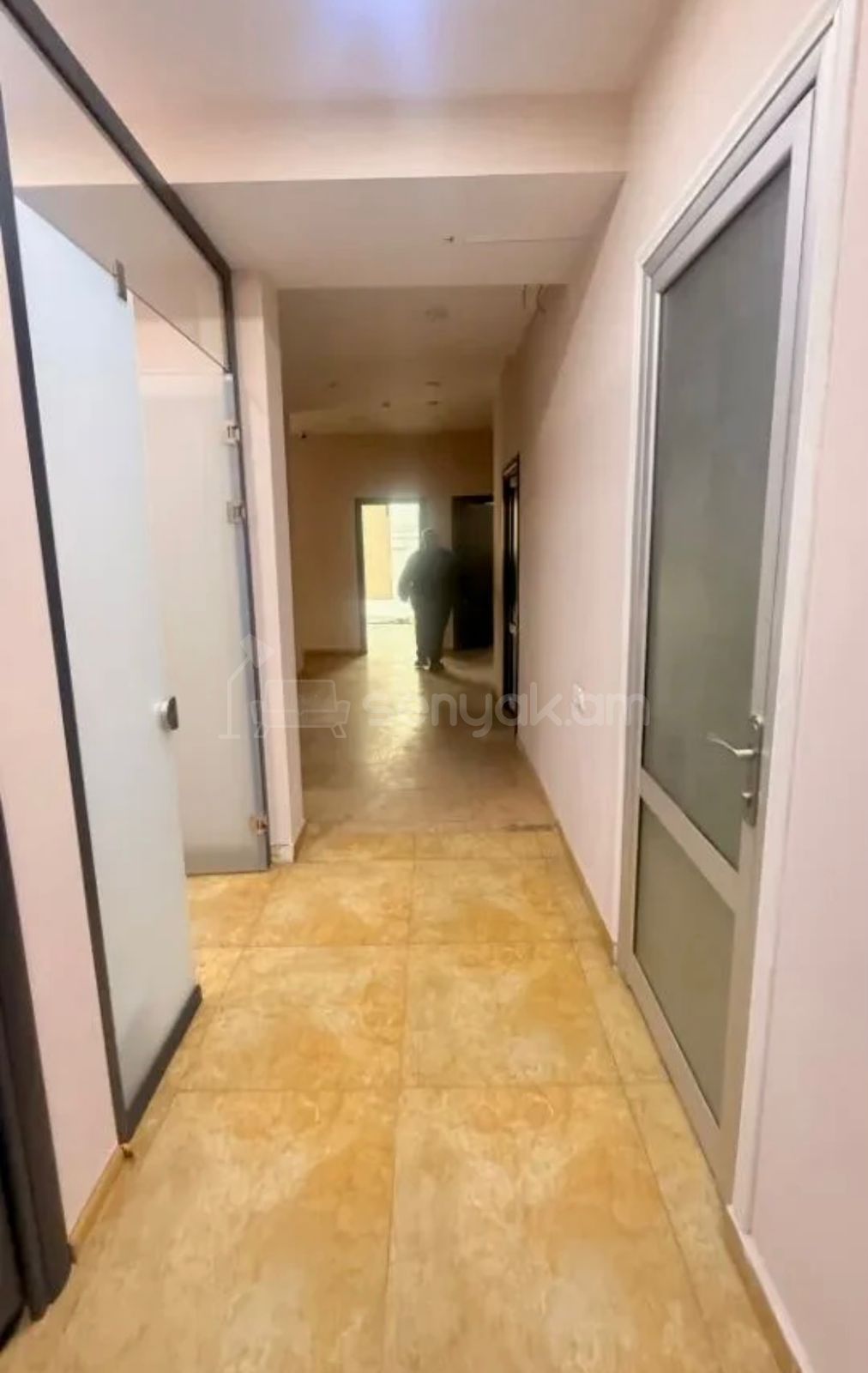 Օֆիսային Տարածք, 200քմ, Կապիտալ Վերանորոգված