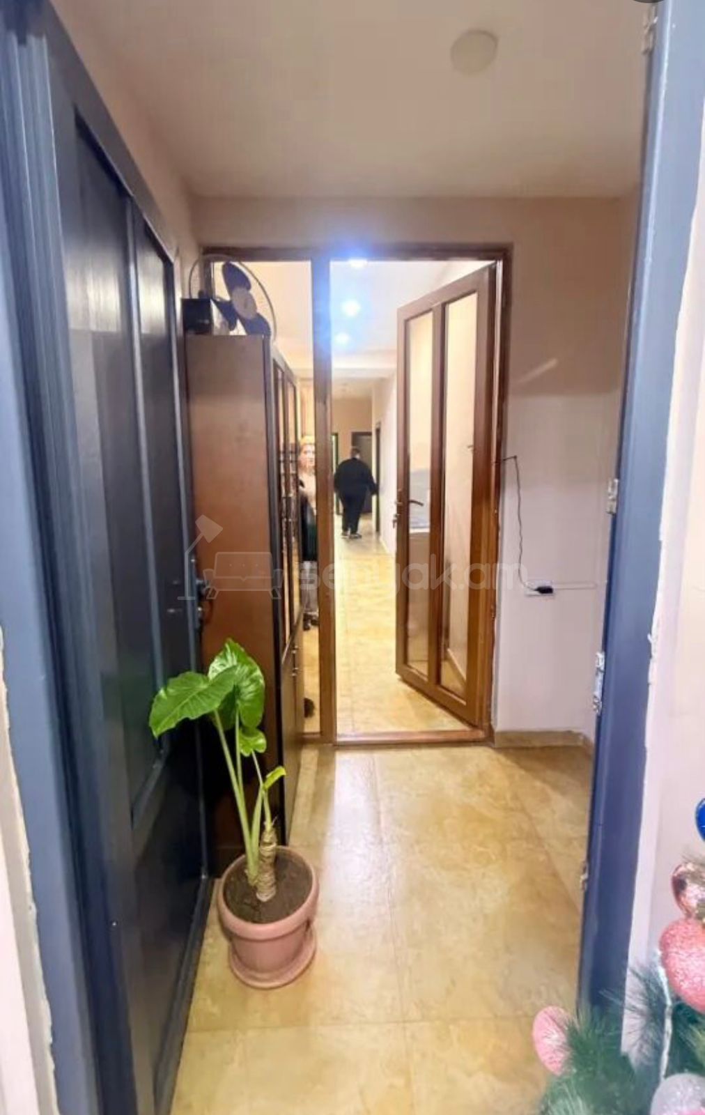 Օֆիսային Տարածք, 200քմ, Կապիտալ Վերանորոգված