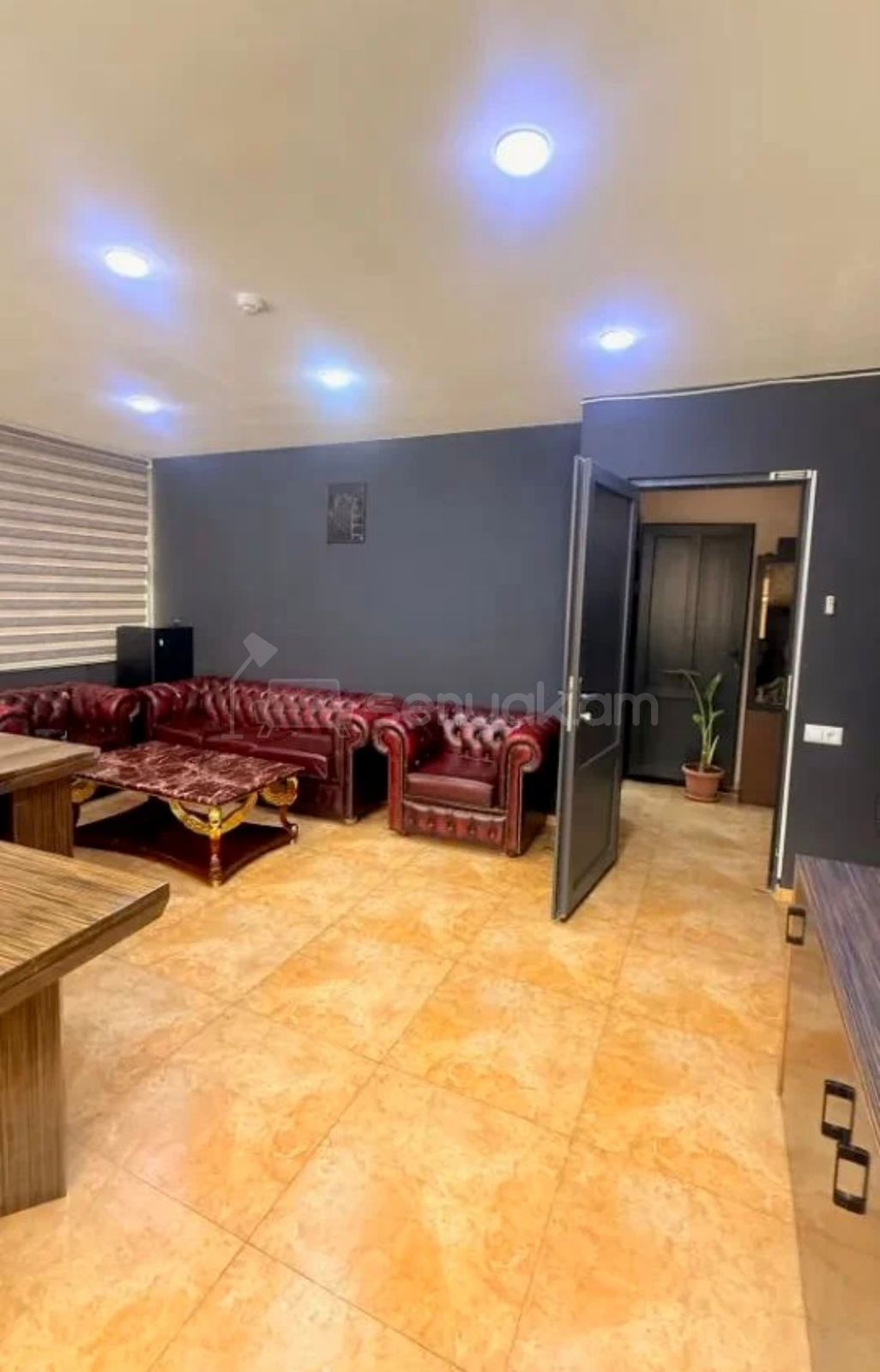 Օֆիսային Տարածք, 200քմ, Կապիտալ Վերանորոգված