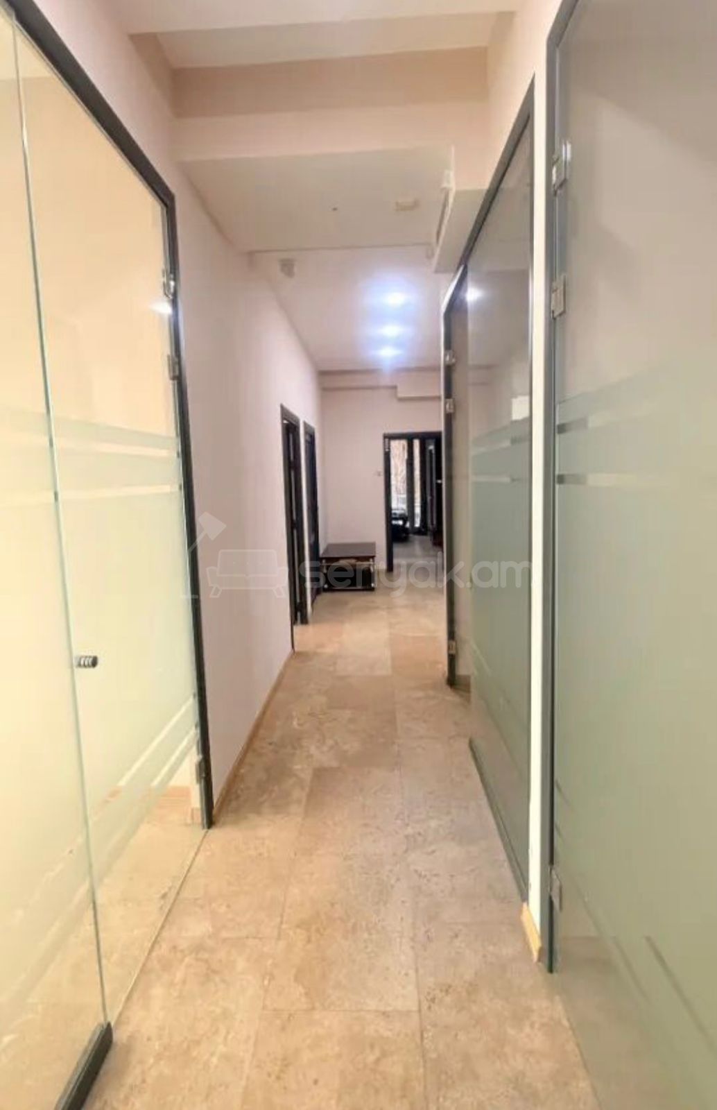 Օֆիսային Տարածք, 200քմ, Կապիտալ Վերանորոգված