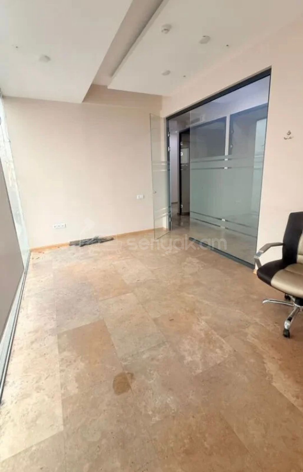 Օֆիսային Տարածք, 200քմ, Կապիտալ Վերանորոգված