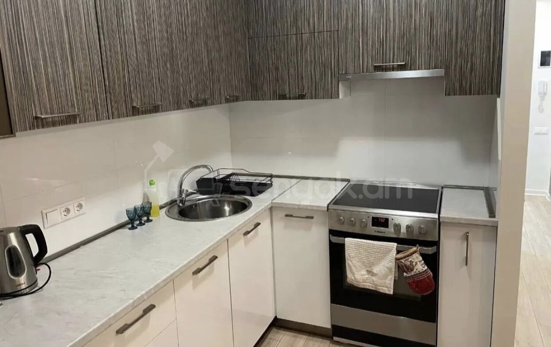 1 Սենյականոց Բնակարան, 45քմ, 4/9 հարկ, Կապիտալ Վերանորոգված, Կահավորված