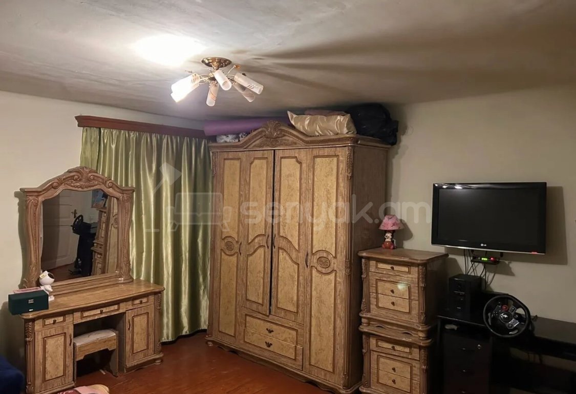 3 Սենյականոց Բնակարան Քարե Շենքում, 95քմ, 1/5 հարկ, Կոսմետիկ Վերանորոգված