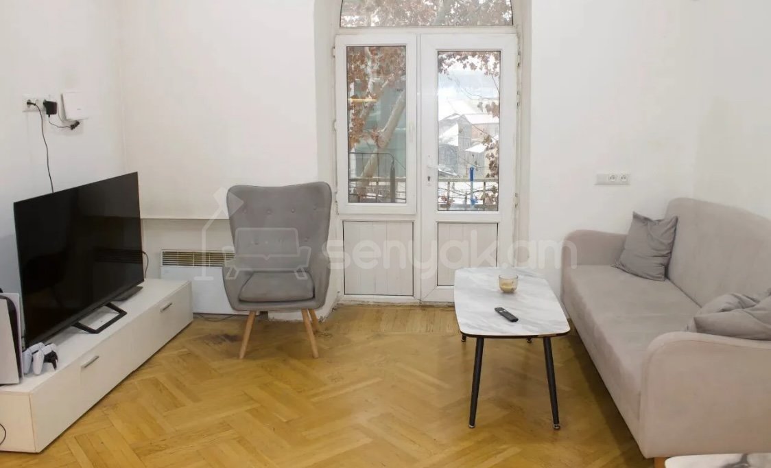 2 Սենյականոց Բնակարան, 43քմ, 3/4 հարկ, Կապիտալ Վերանորոգված