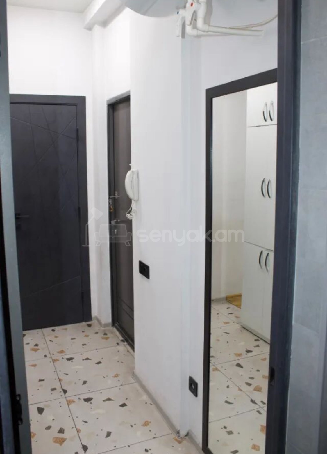 2 Սենյականոց Բնակարան, 43քմ, 3/4 հարկ, Կապիտալ Վերանորոգված