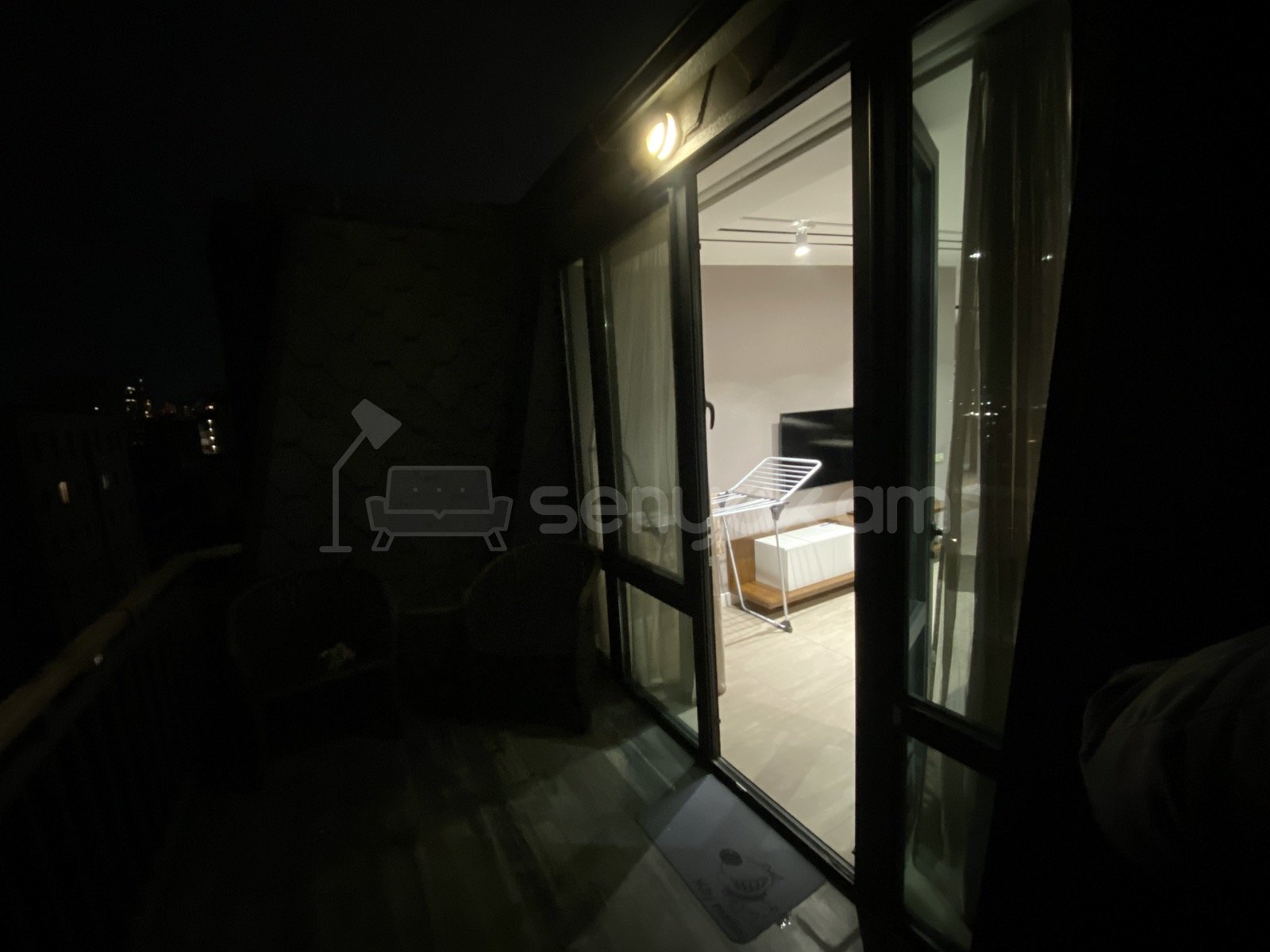 2 Սենյականոց Բնակարան, 55քմ, 4/4 հարկ, Դիզայներական Վերանորոգված, Կահավորված