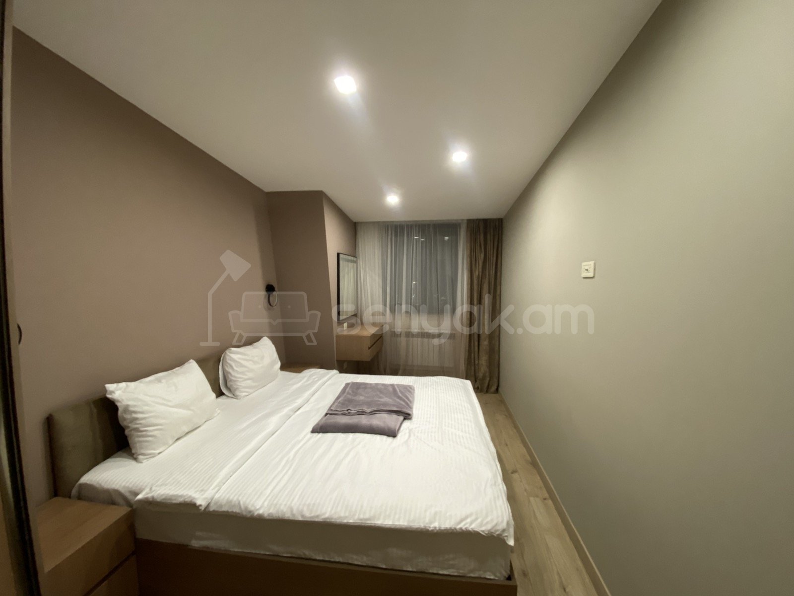 2 Սենյականոց Բնակարան, 55քմ, 4/4 հարկ, Դիզայներական Վերանորոգված, Կահավորված