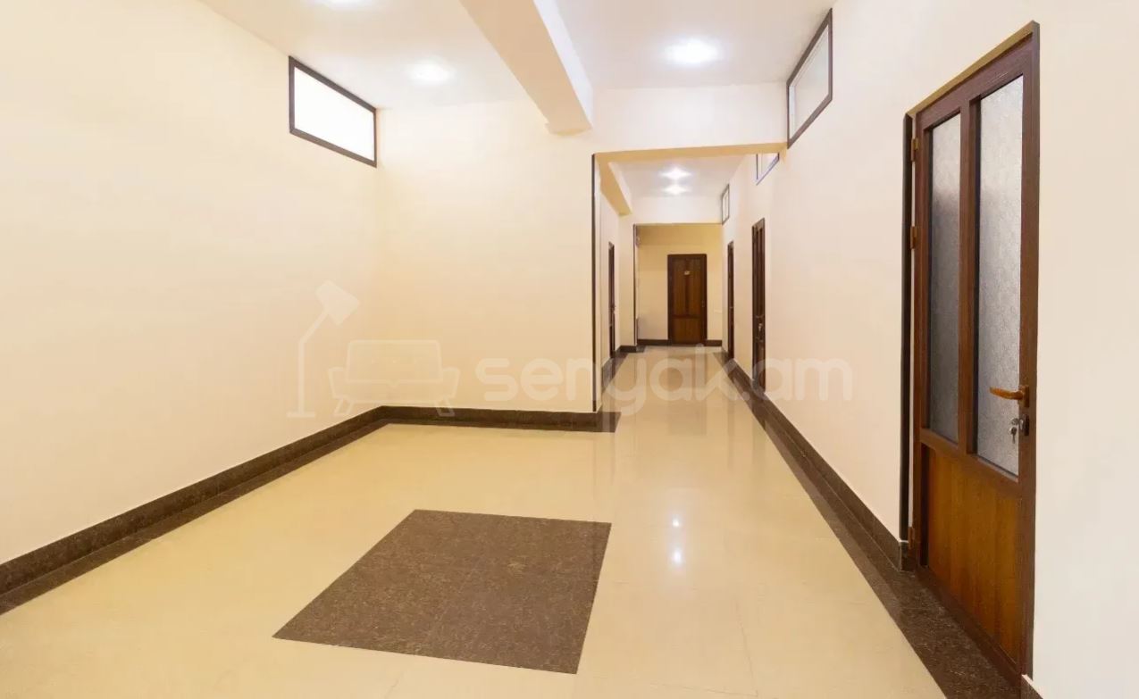 Օֆիսային Տարածք, 207քմ, Կապիտալ Վերանորոգված