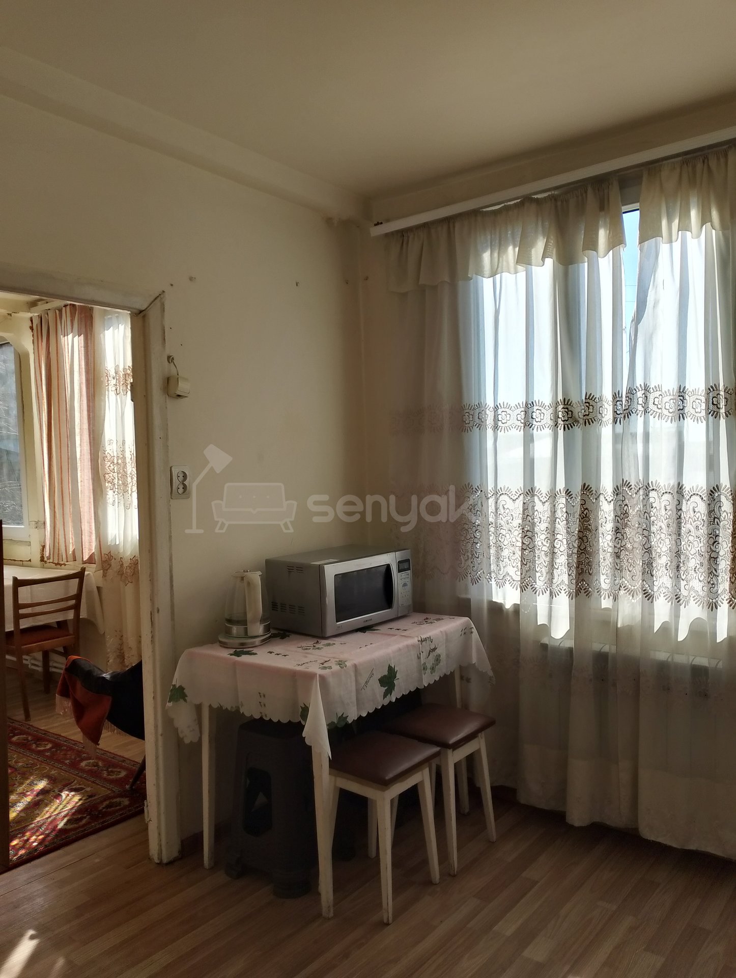 2 Սենյականոց Բնակարան Քարե Շենքում, 65քմ, 2/5 հարկ, Կոսմետիկ Վերանորոգված, Կահավորված, Արևկող