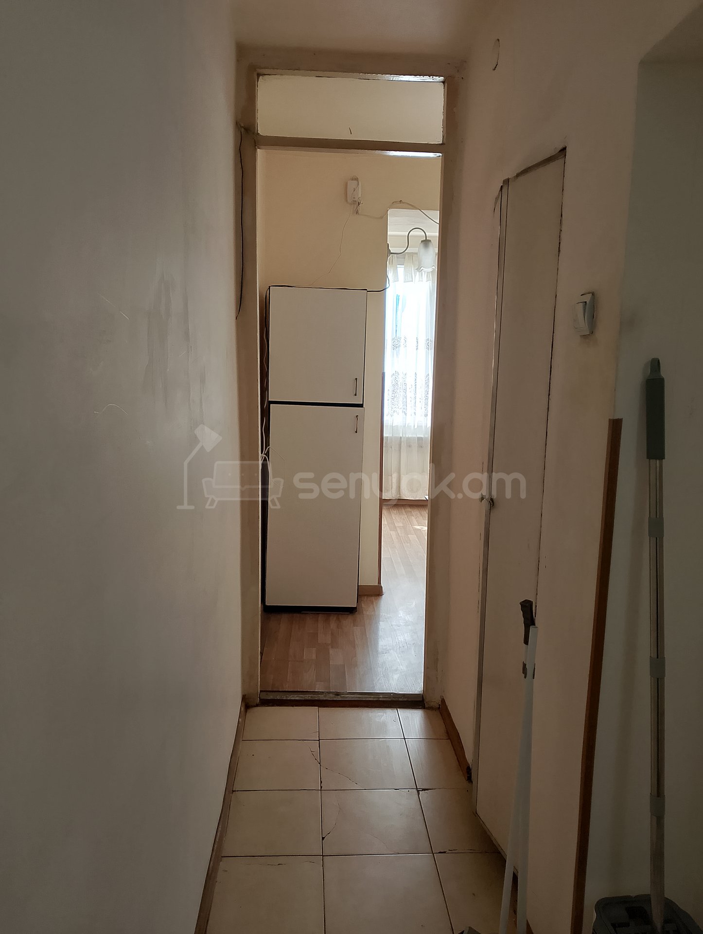 2 Սենյականոց Բնակարան Քարե Շենքում, 65քմ, 2/5 հարկ, Կոսմետիկ Վերանորոգված, Կահավորված, Արևկող