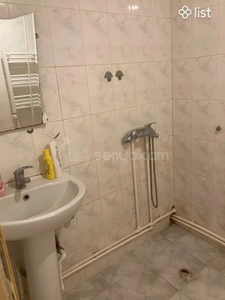 4 Սենյականոց Բնակարան, 85քմ, 3/9 հարկ, Կոսմետիկ Վերանորոգված, Կահավորված, Արևկող