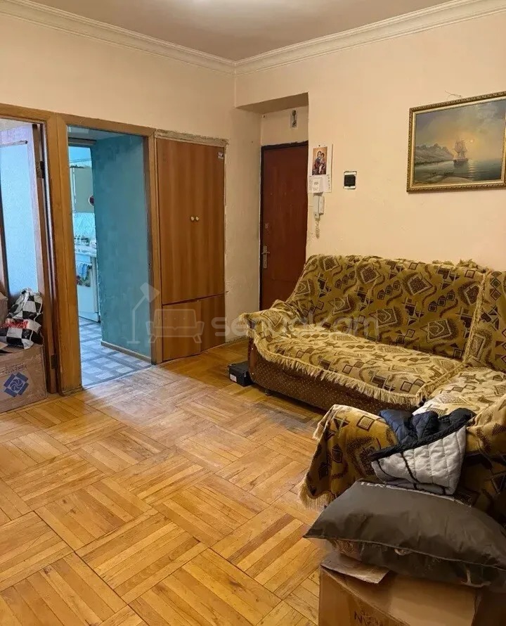 3 Սենյականոց Բնակարան Քարե Շենքում, 85քմ, 3/5 հարկ, Կոսմետիկ Վերանորոգված, Կահավորված, Արևկող