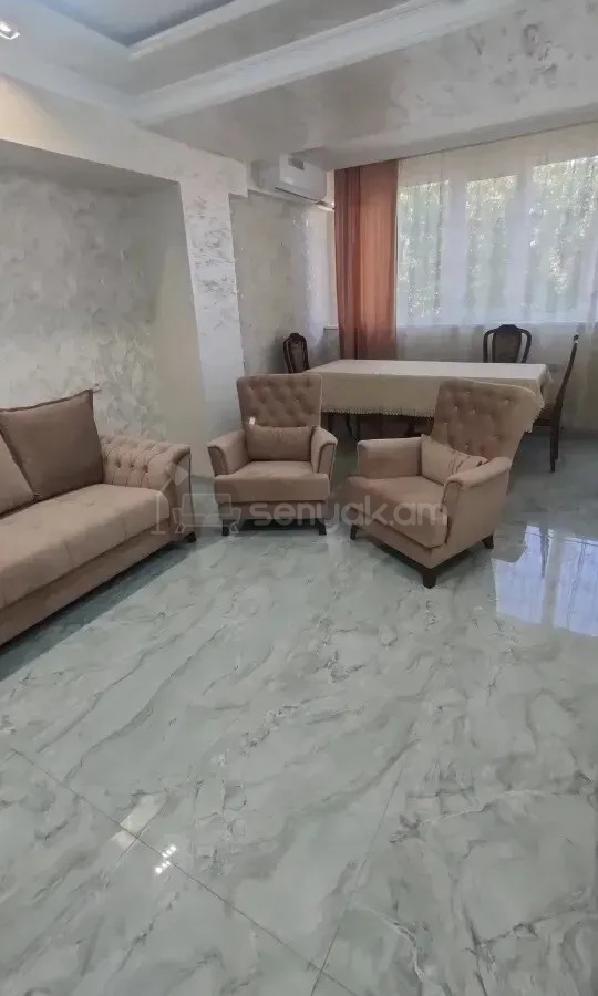 3 Սենյականոց Բնակարան, 90քմ, 9/9 հարկ, Կապիտալ Վերանորոգված, Կահավորված, Արևկող