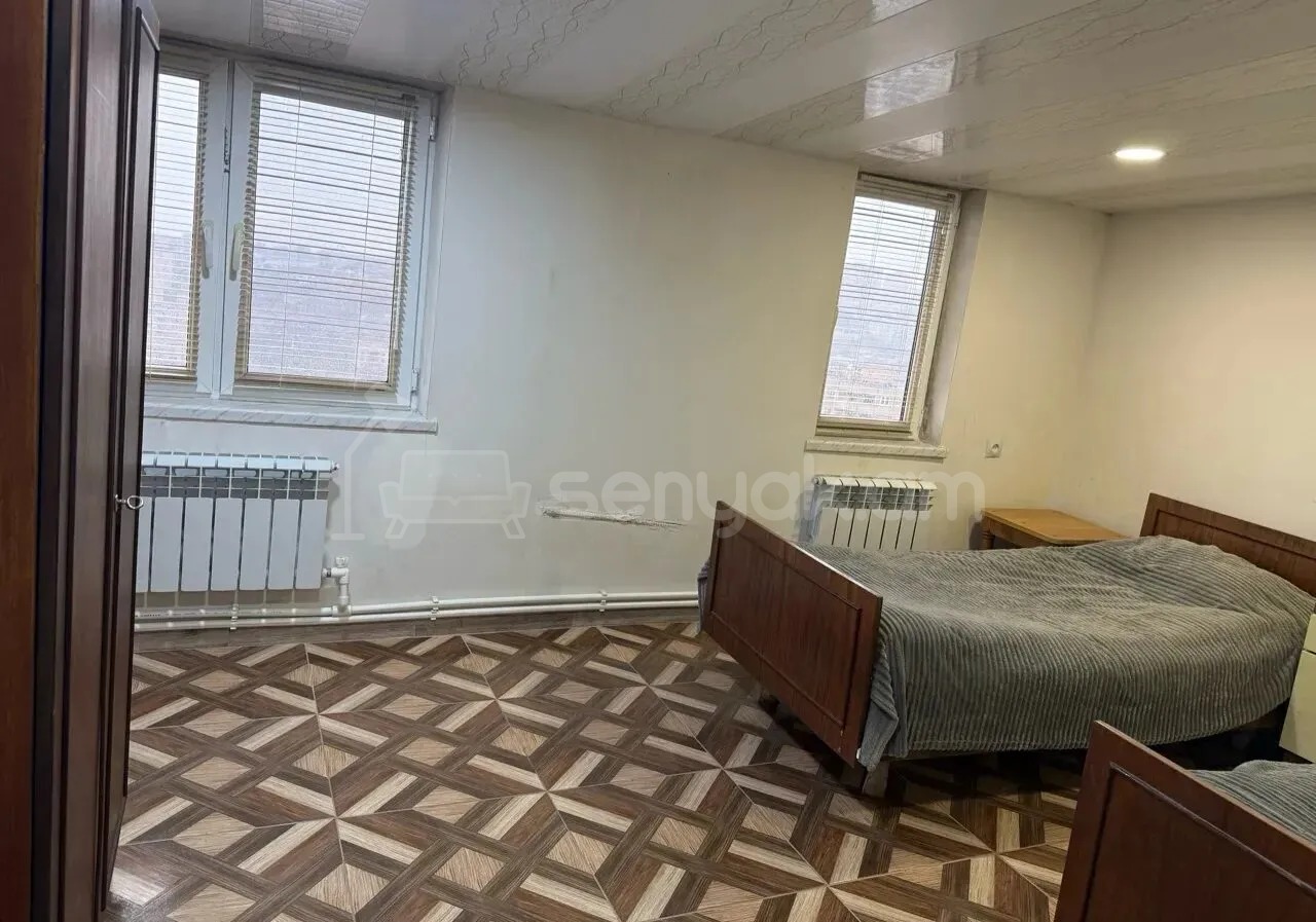 3 Սենյականոց Բնակարան, 90քմ, 9/9 հարկ, Կապիտալ Վերանորոգված, Կահավորված, Արևկող