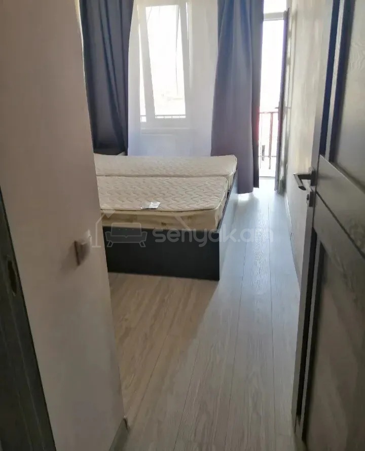 2 Սենյականոց Բնակարան Քարե Շենքում, 68քմ, 5/5 հարկ, Կապիտալ Վերանորոգված, Կահավորված