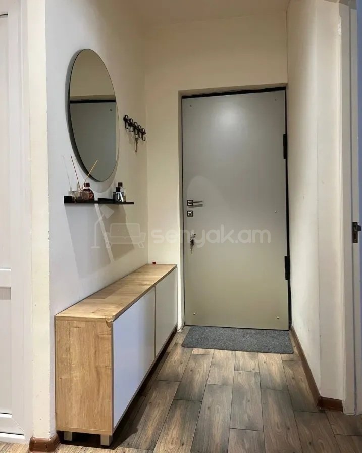 3 Սենյականոց Բնակարան, 76քմ, 2/5 հարկ, Կապիտալ Վերանորոգված, Կահավորված