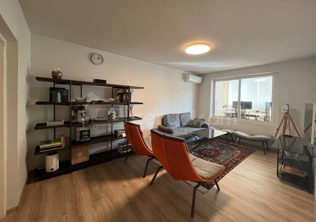 3 Սենյականոց Բնակարան, 76քմ, 2/5 հարկ, Կապիտալ Վերանորոգված, Կահավորված