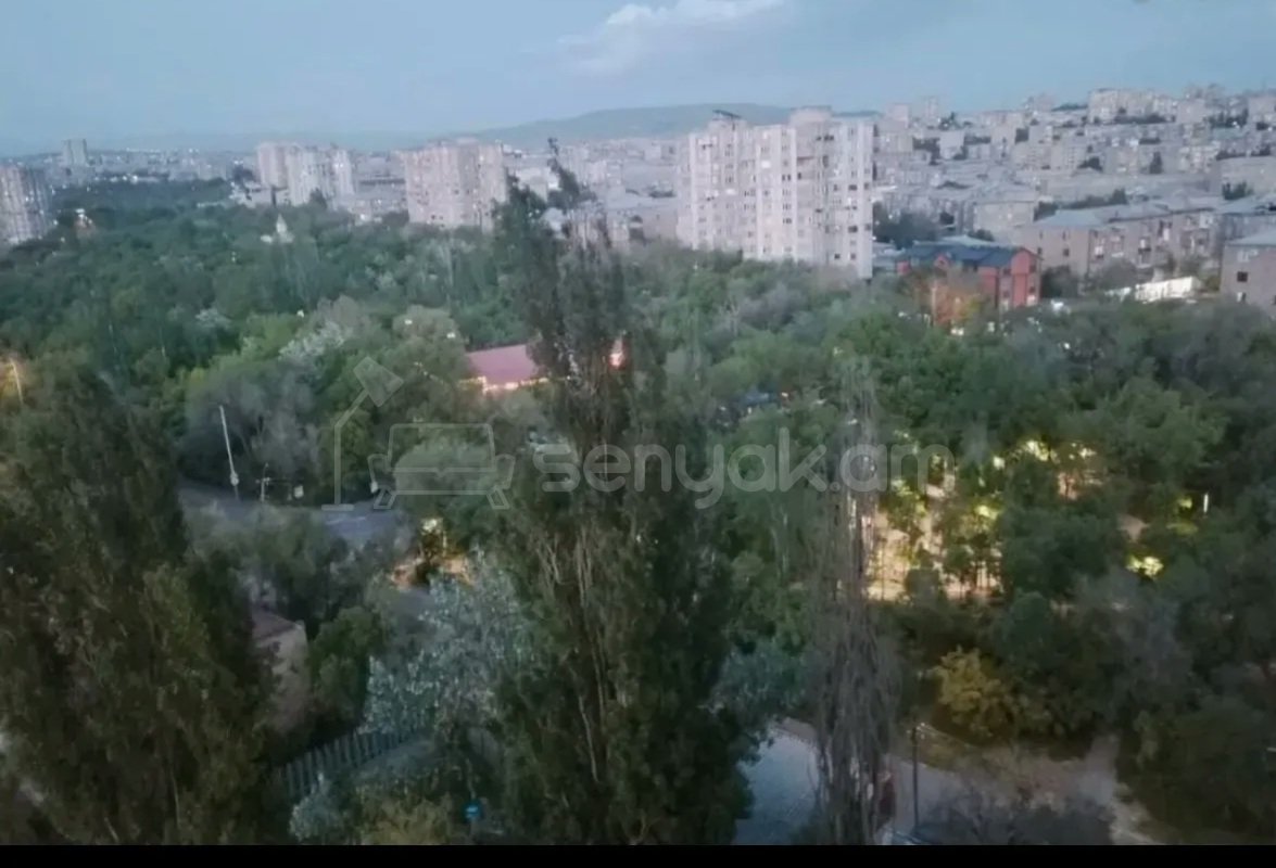 2 Սենյականոց Բնակարան, 39քմ, 5/12 հարկ, Կապիտալ Վերանորոգված