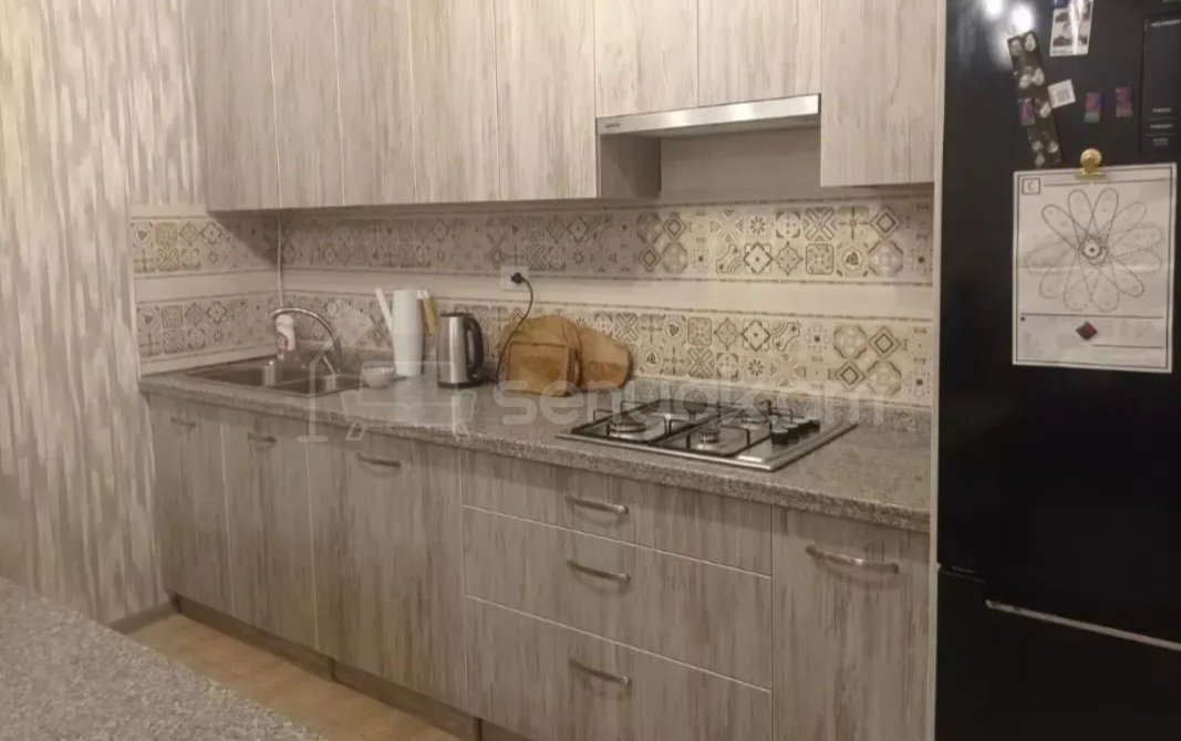 2 Սենյականոց Բնակարան Քարե Շենքում, 55քմ, 5/5 հարկ, Դիզայներական Վերանորոգված