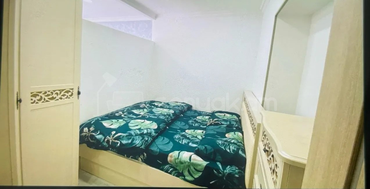 1 Սենյականոց Բնակարան Քարե Շենքում, 33քմ, 5/5 հարկ, Կոսմետիկ Վերանորոգված