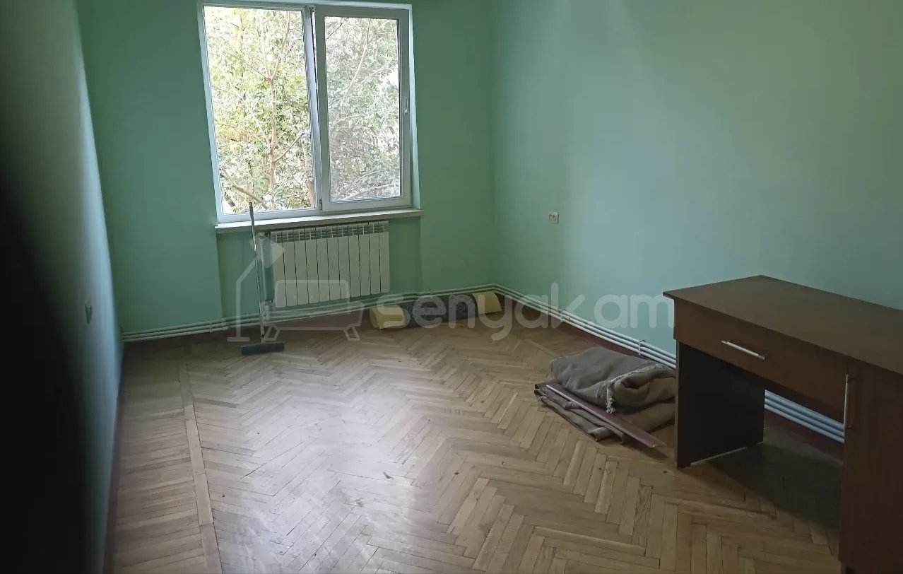 2 Սենյականոց Բնակարան Քարե Շենքում, 64քմ, 2/9 հարկ, Նորմալ Վիճակում, Կահավորված