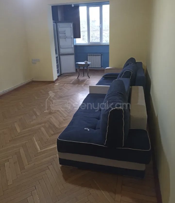 2 Սենյականոց Բնակարան Քարե Շենքում, 64քմ, 2/9 հարկ, Նորմալ Վիճակում, Կահավորված