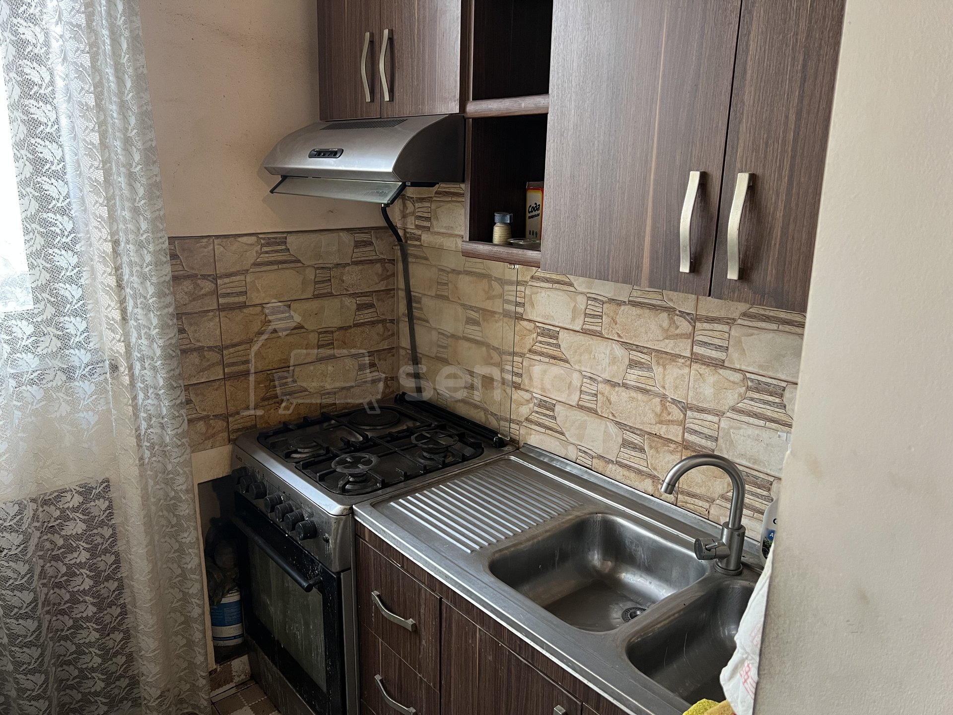 2 Սենյականոց Բնակարան, 63քմ, 3/9 հարկ, Նորմալ Վիճակում, Կահավորված, Արևկող