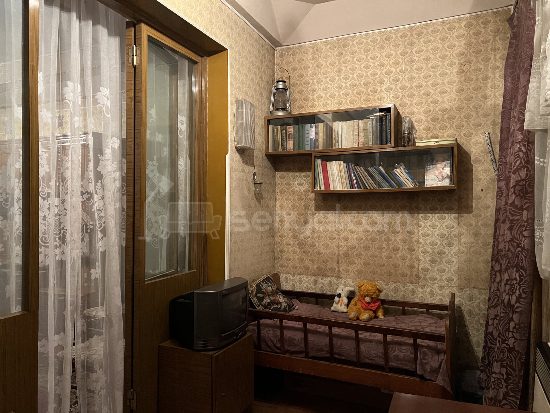 2 Սենյականոց Բնակարան, 63քմ, 3/9 հարկ, Նորմալ Վիճակում, Կահավորված, Արևկող