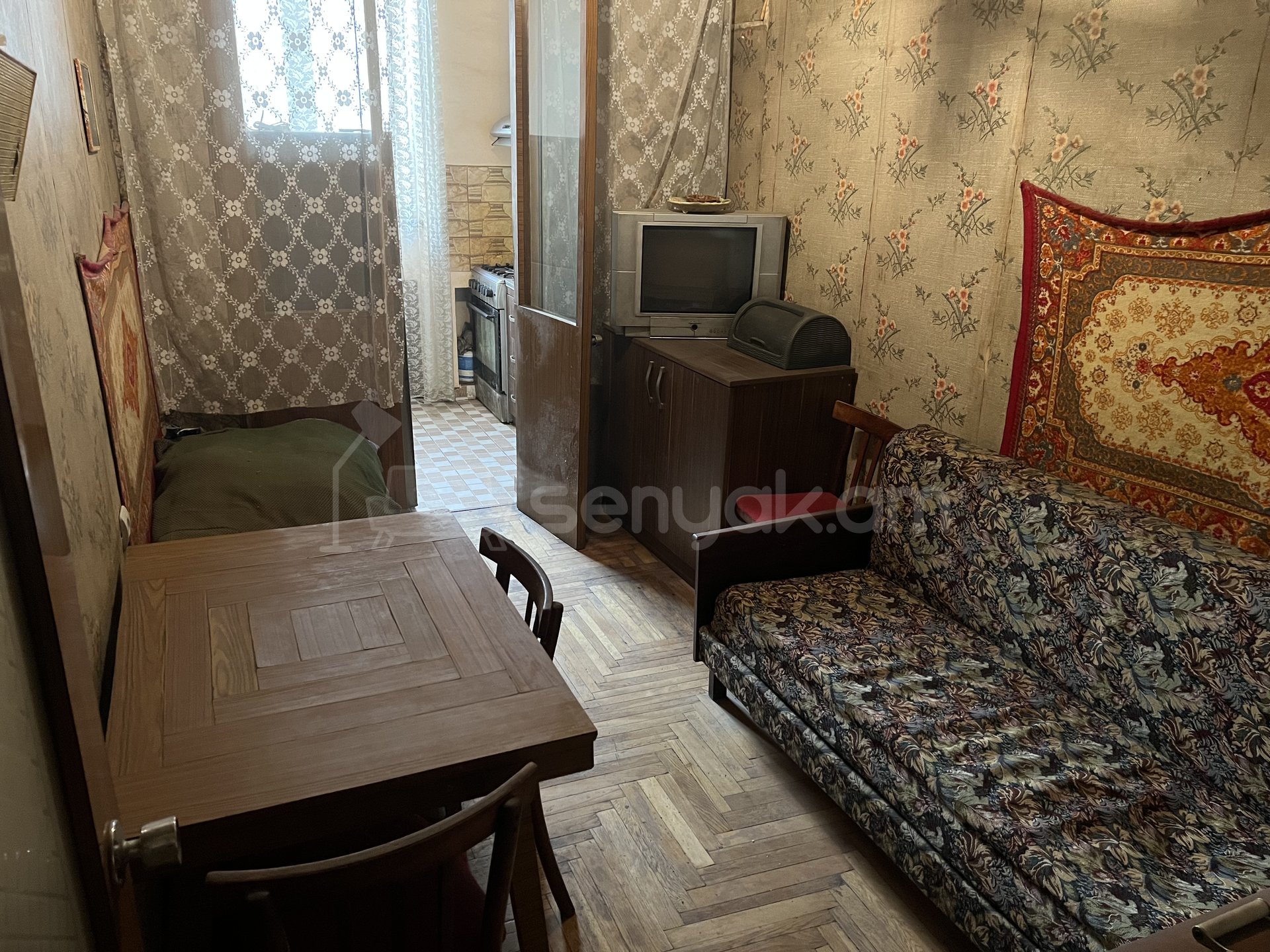 2 Սենյականոց Բնակարան, 63քմ, 3/9 հարկ, Նորմալ Վիճակում, Կահավորված, Արևկող