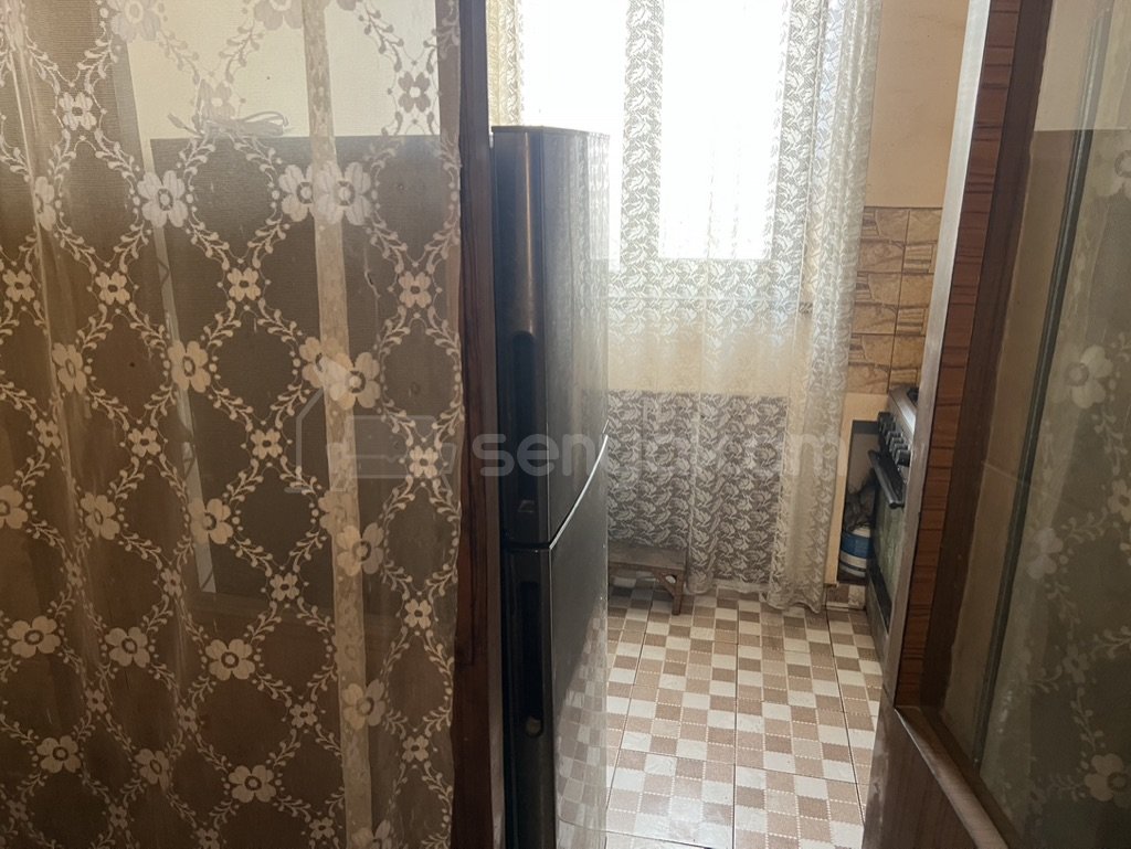 2 Սենյականոց Բնակարան, 63քմ, 3/9 հարկ, Նորմալ Վիճակում, Կահավորված, Արևկող