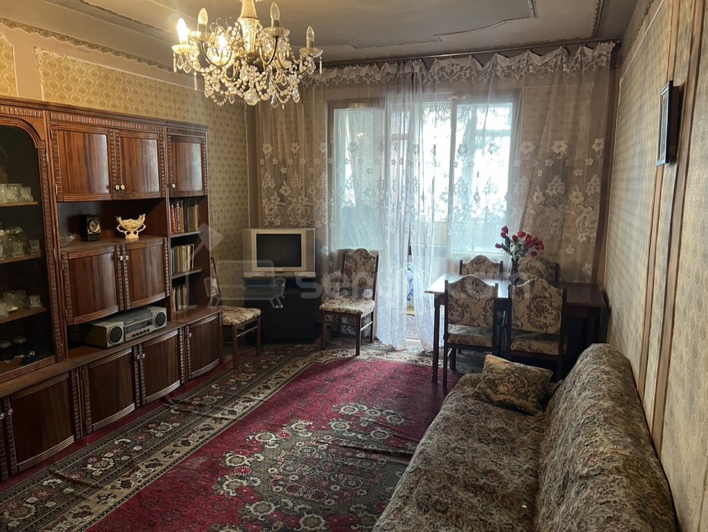 2 Սենյականոց Բնակարան, 63քմ, 3/9 հարկ, Նորմալ Վիճակում, Կահավորված, Արևկող