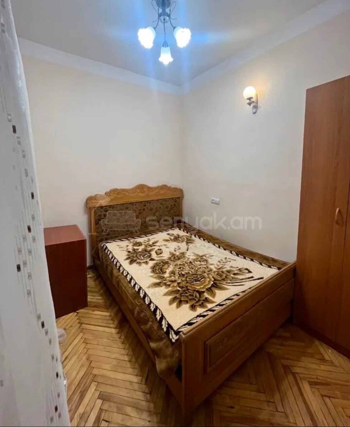 3 Սենյականոց Բնակարան Քարե Շենքում, 70քմ, 4/5 հարկ, Կապիտալ Վերանորոգված, Կահավորված